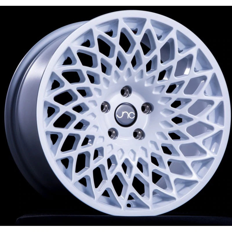JNC043 white