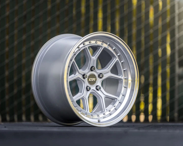 ESR CS2