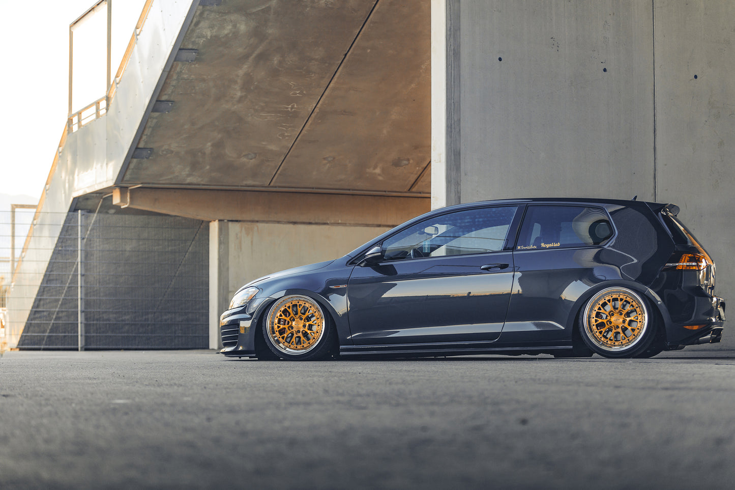 Airlift Performance 15-20 Audi A3 S3 /16-21 Audi TT /15-22 VW Golf + More