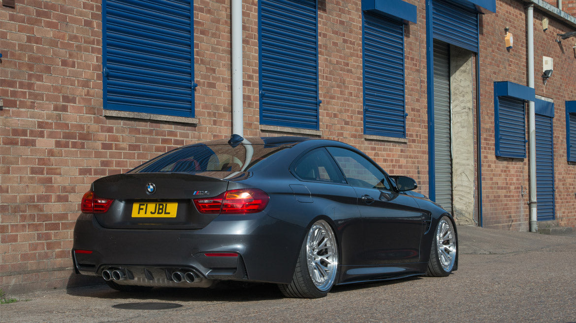 Airlift Performance 15-18 BMW M3/15-20 BMW M4 (3 Bolt Front Upper)