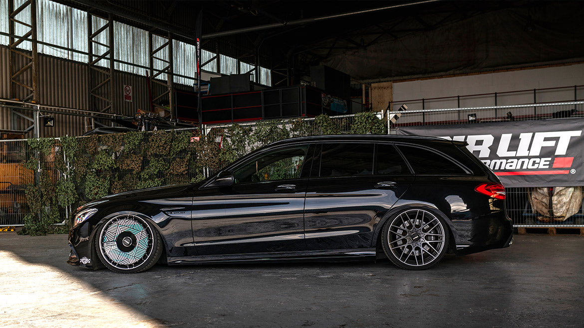 Airlift Performance (15-20) Mercedes C-Class (W205) (RWD)