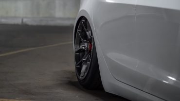 Airlift Performance 17-22 Tesla Model 3 (AWD) / 17-22 Model Y